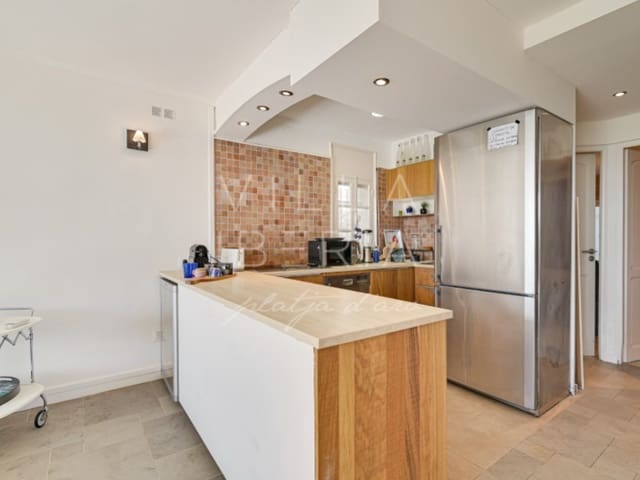 2 slaapkamer Appartement te koop in Calonge i Sant Antoni met zwembad - € 395.000 (Ref: 10035331)