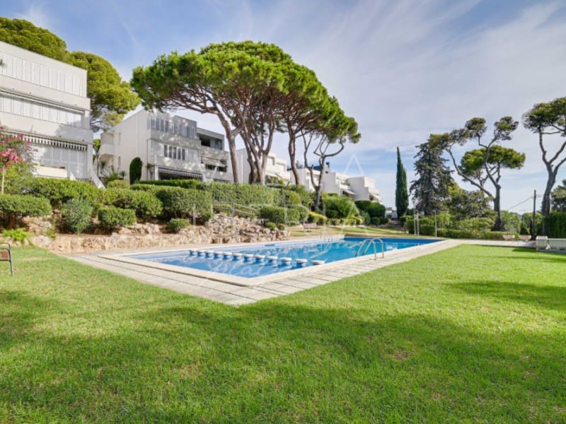 2 slaapkamer Appartement te koop in Calonge i Sant Antoni met zwembad - € 395.000 (Ref: 10035331)