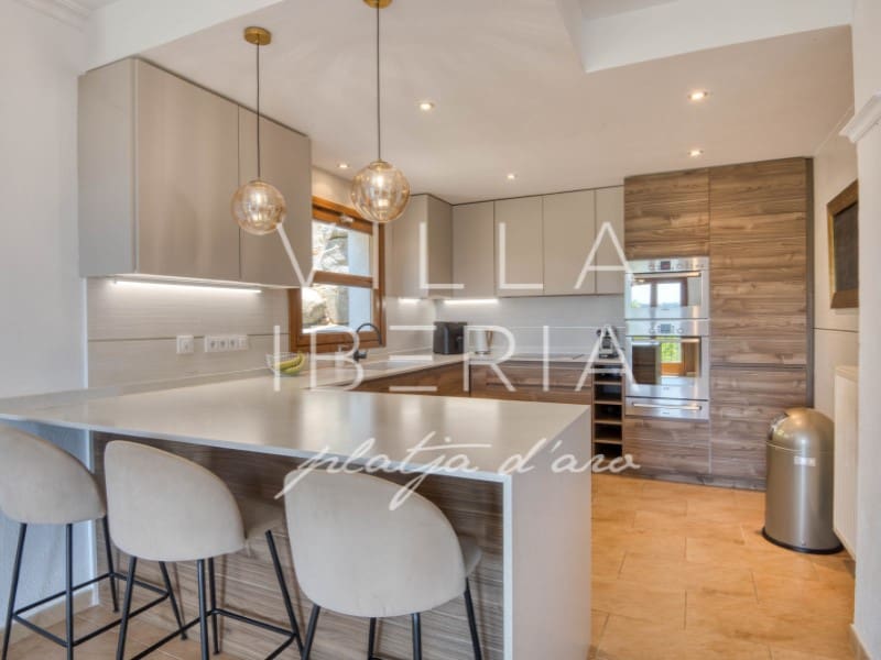 5 soveværelse Villa til salg i Calonge i Sant Antoni med swimmingpool garage - € 1.290.000 (Ref: 10038332)