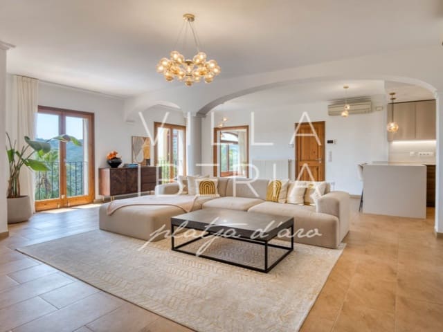 5 bedroom Villa for sale in Calonge i Sant Antoni with pool garage - € 1,290,000 (Ref: 10038332)