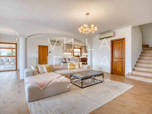5 bedroom Villa for sale in Calonge i Sant Antoni with pool garage - € 1,290,000 (Ref: 10038332)