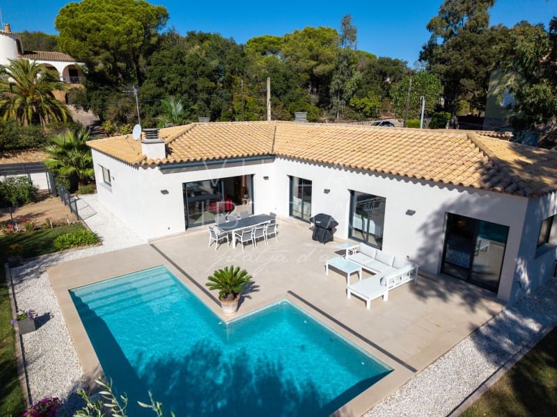 4 bedroom Villa for sale in Platja d'Aro with pool garage - € 778,000 (Ref: 10089489)