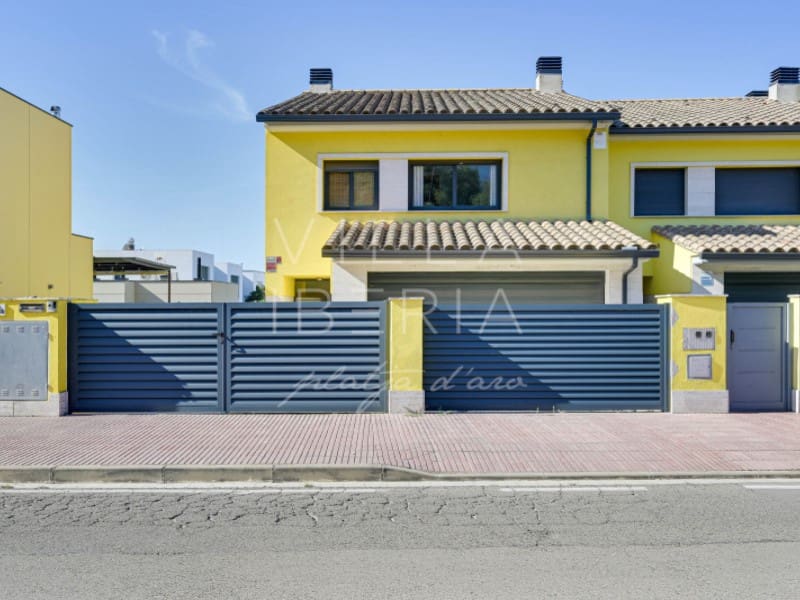 5 quarto Moradia para venda em Sant Antoni de Calonge com piscina garagem - 740 000 € (Ref: 10110962)