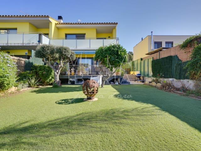 5 quarto Moradia para venda em Sant Antoni de Calonge, Calonge i Sant Antoni com piscina garagem - 740 000 € (Ref: 10110962)