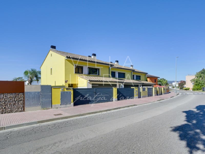 5 quarto Moradia para venda em Sant Antoni de Calonge com piscina garagem - 740 000 € (Ref: 10110962)