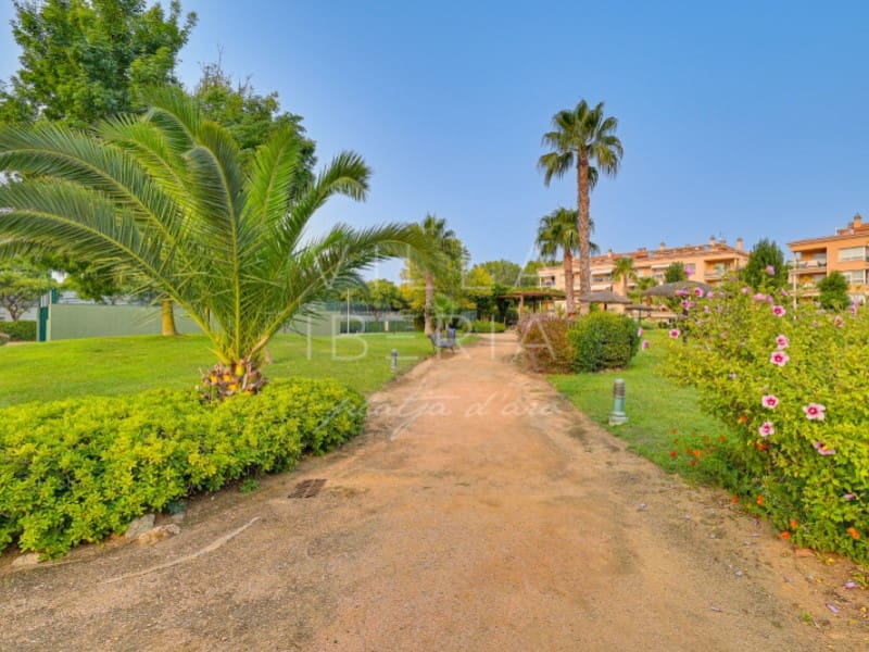 2 bedroom Apartment for sale in Platja d'Aro with pool garage - € 450,000 (Ref: 10161464)