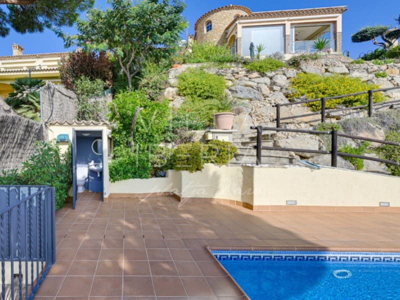 Chalet de 4 habitaciones en Platja d'Aro en venta con piscina garaje - 815.000 € (Ref: 10184762)