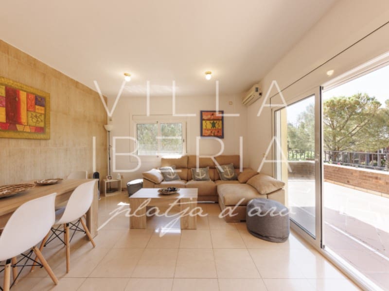 3 chambre Villa/Maison à vendre à Santa Cristina d'Aro avec garage - 377 000 € (Ref: 7646679)