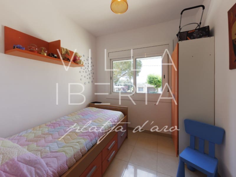 3 chambre Villa/Maison à vendre à Santa Cristina d'Aro avec garage - 377 000 € (Ref: 7646679)