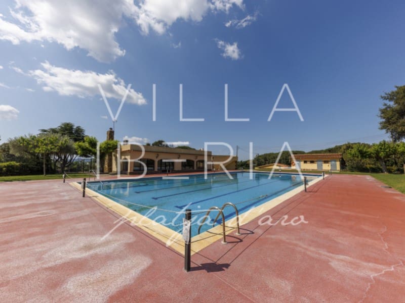 3 chambre Villa/Maison à vendre à Santa Cristina d'Aro avec garage - 377 000 € (Ref: 7646679)