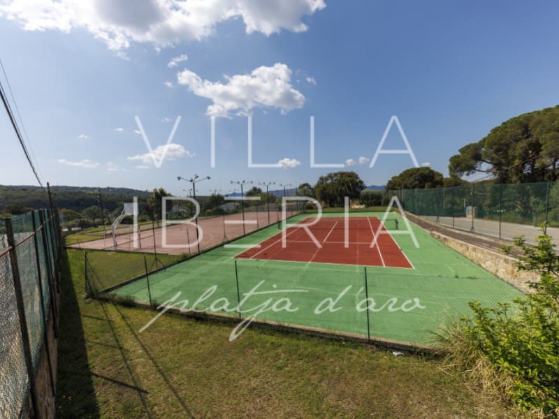 3 chambre Villa/Maison à vendre à Santa Cristina d'Aro avec garage - 377 000 € (Ref: 7646679)