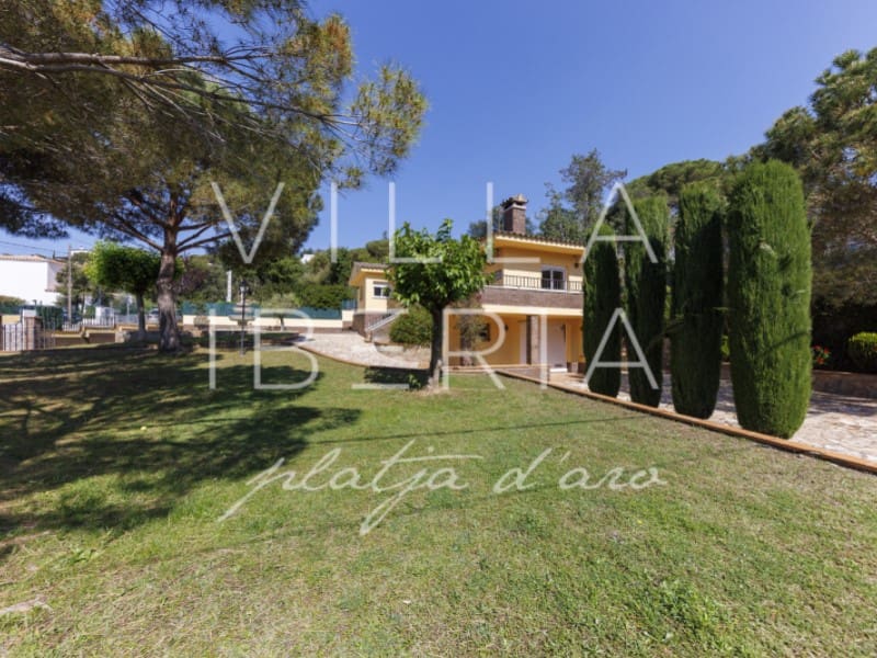 3 chambre Villa/Maison à vendre à Santa Cristina d'Aro avec garage - 377 000 € (Ref: 7646679)