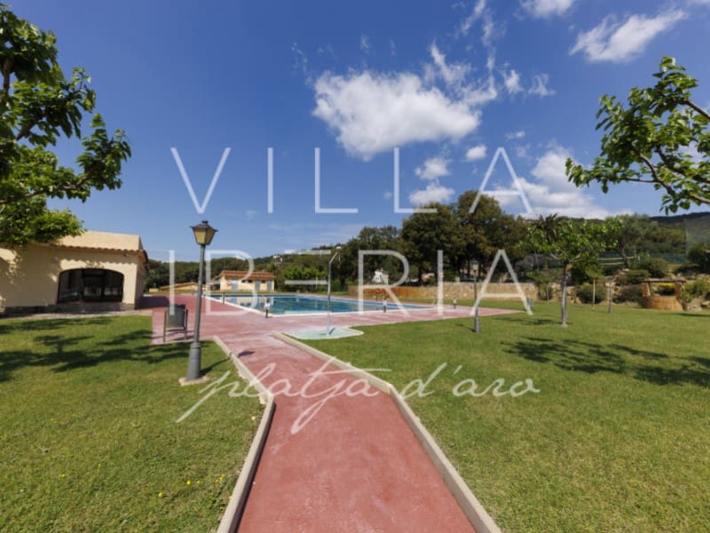 3 chambre Villa/Maison à vendre à Santa Cristina d'Aro avec garage - 377 000 € (Ref: 7646679)