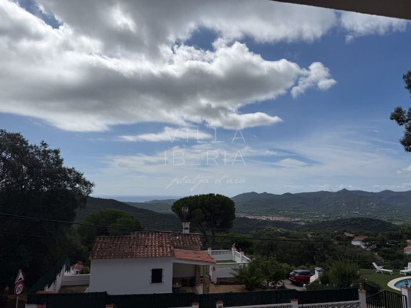 3 Zimmer Villa zu verkaufen in Santa Cristina d'Aro mit Pool Garage - 945.000 € (Ref: 7646682)