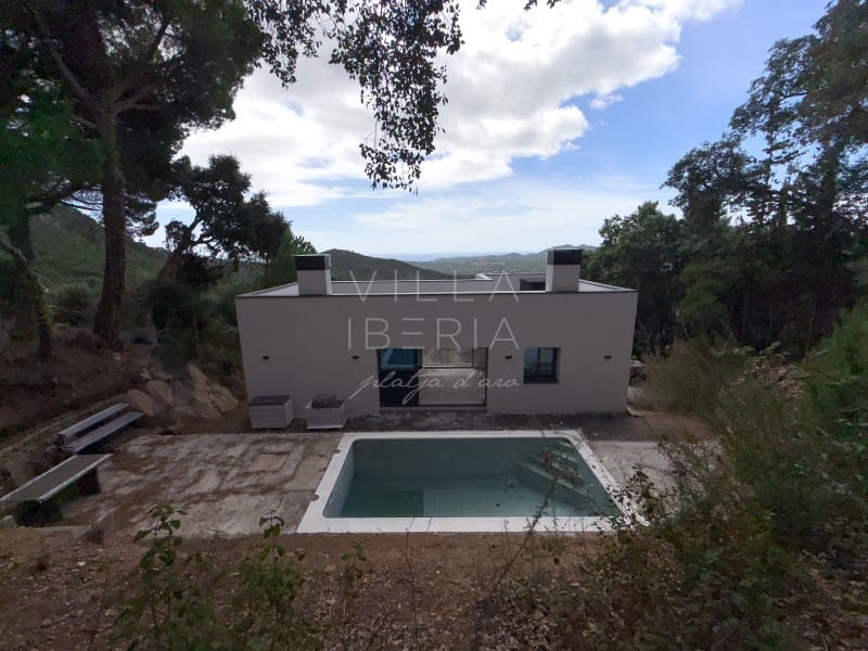 3 Zimmer Villa zu verkaufen in Santa Cristina d'Aro mit Pool Garage - 945.000 € (Ref: 7646682)