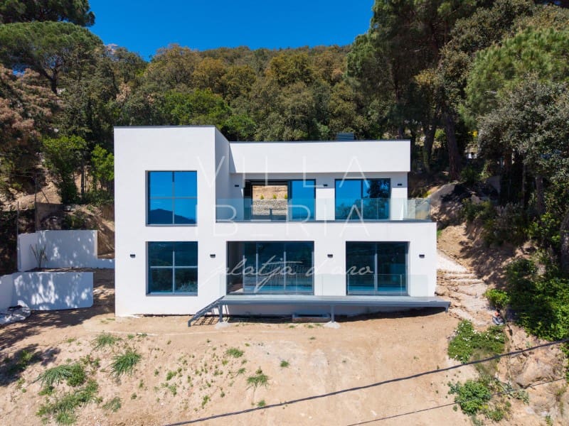 3 Zimmer Villa zu verkaufen in Santa Cristina d'Aro mit Pool Garage - 945.000 € (Ref: 7646682)