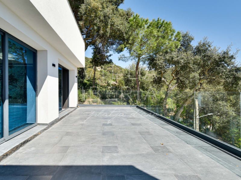 3 soveværelse Villa til salg i Santa Cristina d'Aro med swimmingpool garage - € 945.000 (Ref: 7646682)