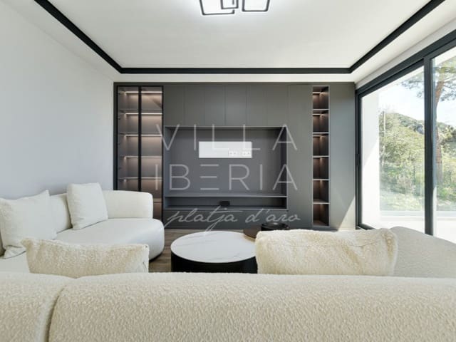 3 chambre Villa/Maison à vendre à Santa Cristina d'Aro avec piscine garage - 945 000 € (Ref: 7646682)