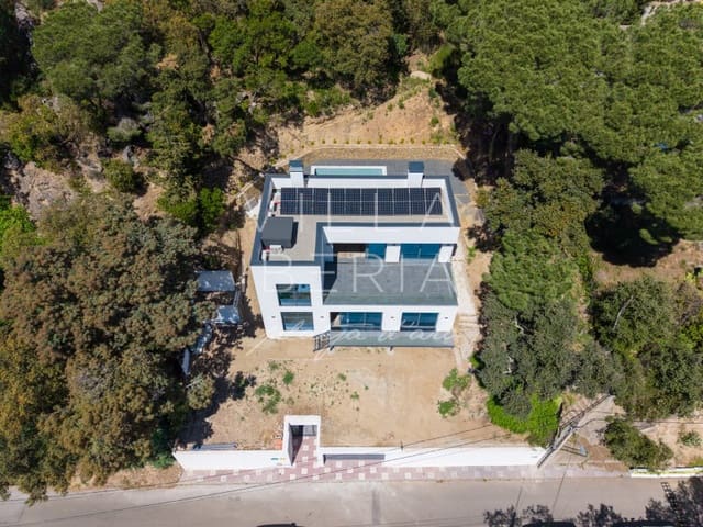 3 chambre Villa/Maison à vendre à Santa Cristina d'Aro avec piscine garage - 945 000 € (Ref: 7646682)