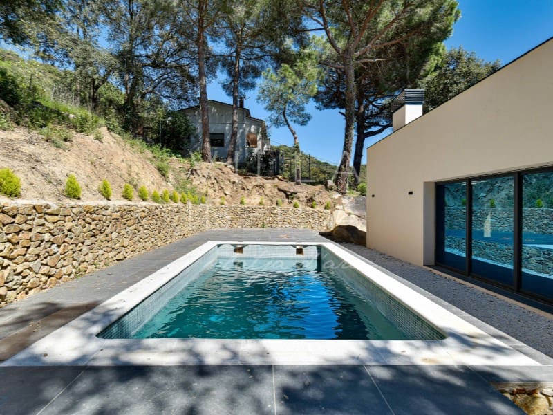 3 soveværelse Villa til salg i Santa Cristina d'Aro med swimmingpool garage - € 945.000 (Ref: 7646682)