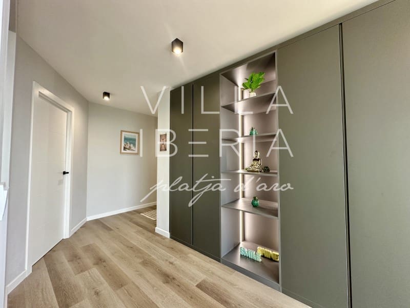 3 makuuhuone Huvila myytävänä paikassa Santa Cristina d'Aro mukana uima-altaan 
autotalli - 945 000 € (Ref: 7646682)