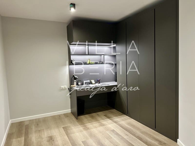 3 makuuhuone Huvila myytävänä paikassa Santa Cristina d'Aro mukana uima-altaan 
autotalli - 945 000 € (Ref: 7646682)