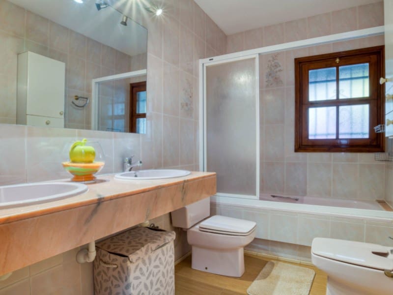 5 slaapkamer Villa te koop in Calonge i Sant Antoni met zwembad garage - € 950.000 (Ref: 7646705)