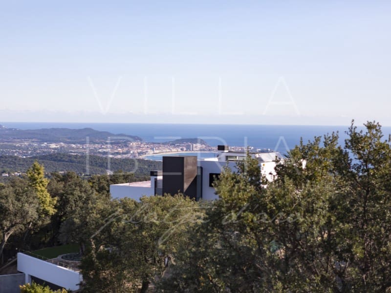 6 slaapkamer Villa te koop in Platja d'Aro - € 585.000 (Ref: 7652151)