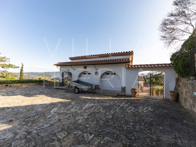 6 slaapkamer Villa te koop in Platja d'Aro - € 585.000 (Ref: 7652151)