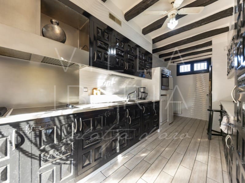 6 slaapkamer Villa te koop in Platja d'Aro - € 585.000 (Ref: 7652151)