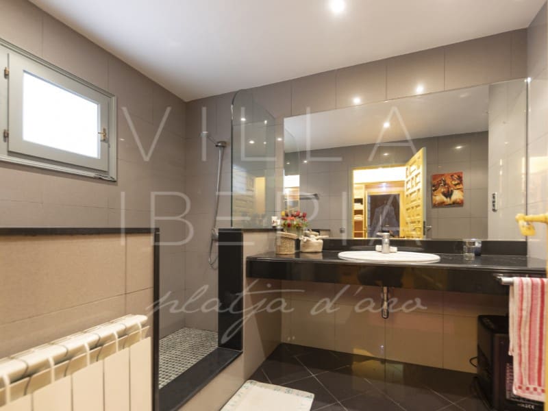 6 slaapkamer Villa te koop in Platja d'Aro - € 585.000 (Ref: 7652151)