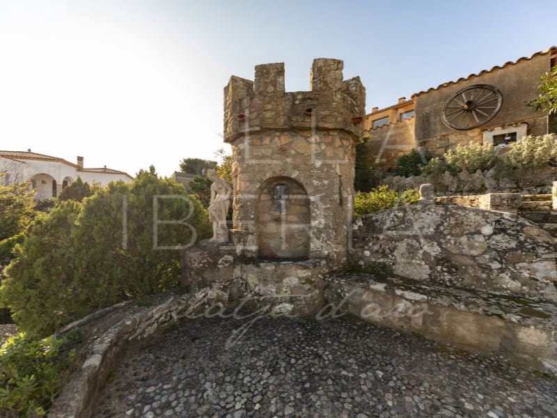 6 slaapkamer Villa te koop in Platja d'Aro - € 585.000 (Ref: 7652151)