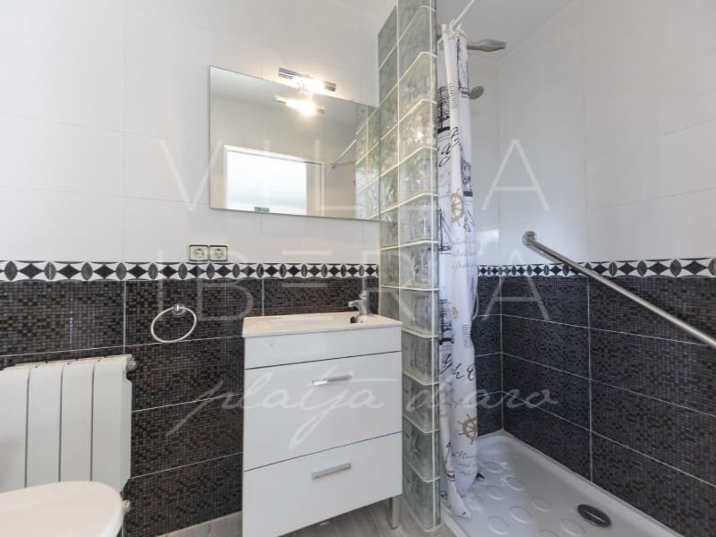 6 slaapkamer Villa te koop in Platja d'Aro - € 585.000 (Ref: 7652151)