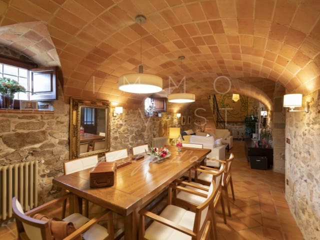 5 chambre Villa/Maison à vendre à Platja d'Aro, Castell-Platja d'Aro avec piscine garage - 3 100 000 € (Ref: 7652154)