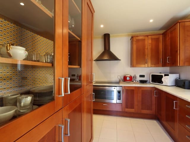 5 sovrum Villa till salu i Santa Cristina d'Aro med pool garage - 1 450 000 € (Ref: 7652155)