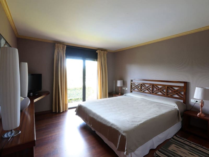 5 soverom Villa til salgs i Santa Cristina d'Aro med svømmebasseng garasje - € 1 450 000 (Ref: 7652155)