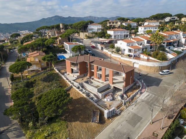5 soveværelse Villa til salg i Sant Feliu de Guíxols med swimmingpool garage - € 2.100.000 (Ref: 7694322)