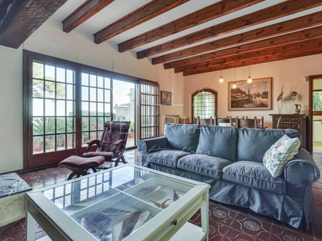 6 bedroom Villa for sale in Sant Feliu de Guíxols with pool garage - € 2,800,000 (Ref: 7868796)