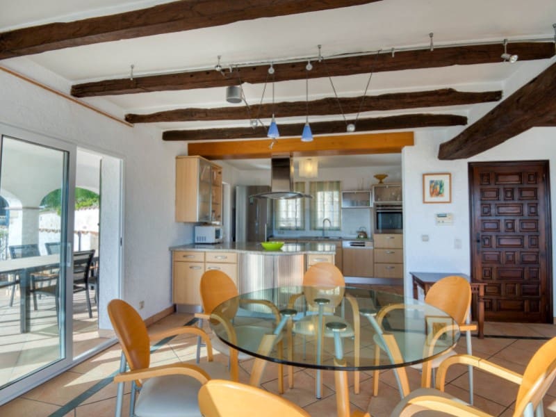 5 sypialnia Willa na sprzedaż w Platja d'Aro z basenem garażem - 865 000 € (Ref: 8187583)