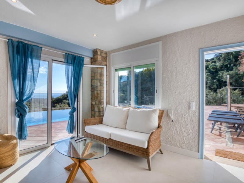 5 sypialnia Willa na sprzedaż w Platja d'Aro z basenem garażem - 865 000 € (Ref: 8187583)