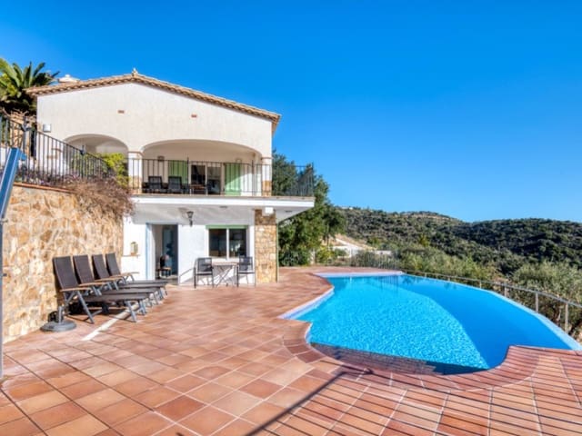 5 quarto Moradia para venda em Platja d'Aro, Castell-Platja d'Aro com piscina garagem - 865 000 € (Ref: 8187583)