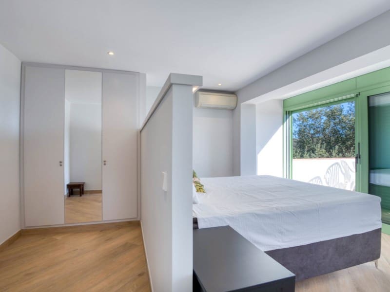 5 sypialnia Willa na sprzedaż w Platja d'Aro z basenem garażem - 865 000 € (Ref: 8187583)