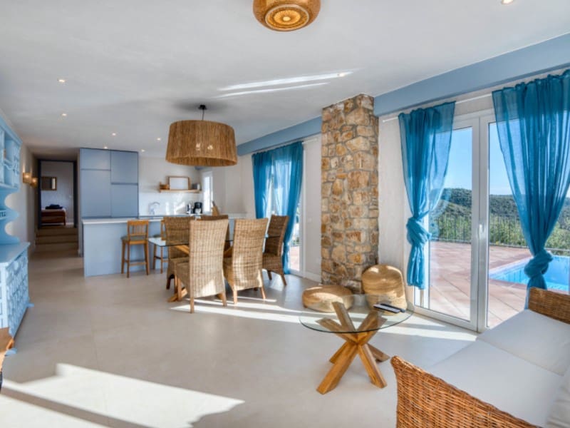 5 sypialnia Willa na sprzedaż w Platja d'Aro z basenem garażem - 865 000 € (Ref: 8187583)