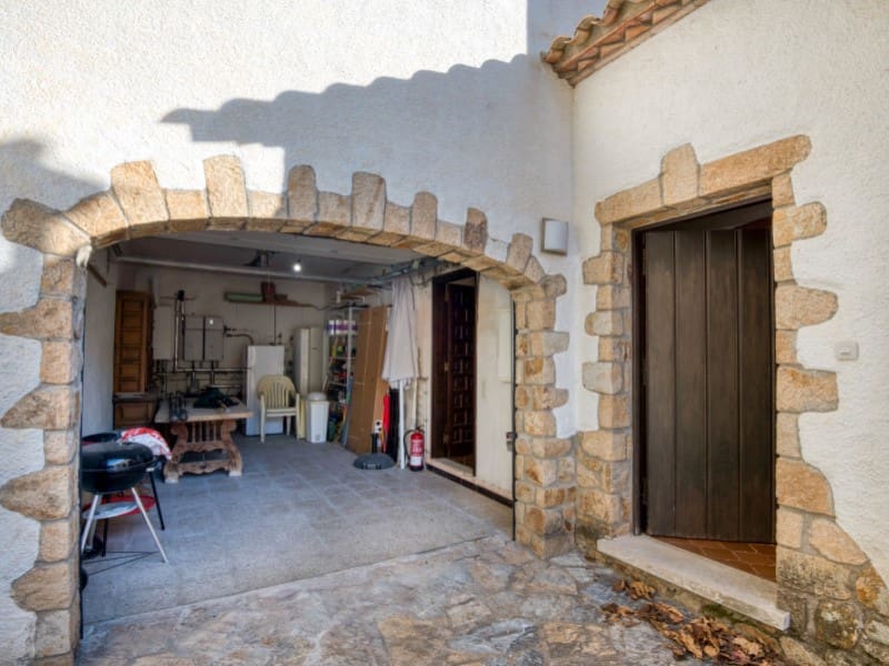 5 sypialnia Willa na sprzedaż w Platja d'Aro z basenem garażem - 865 000 € (Ref: 8187583)