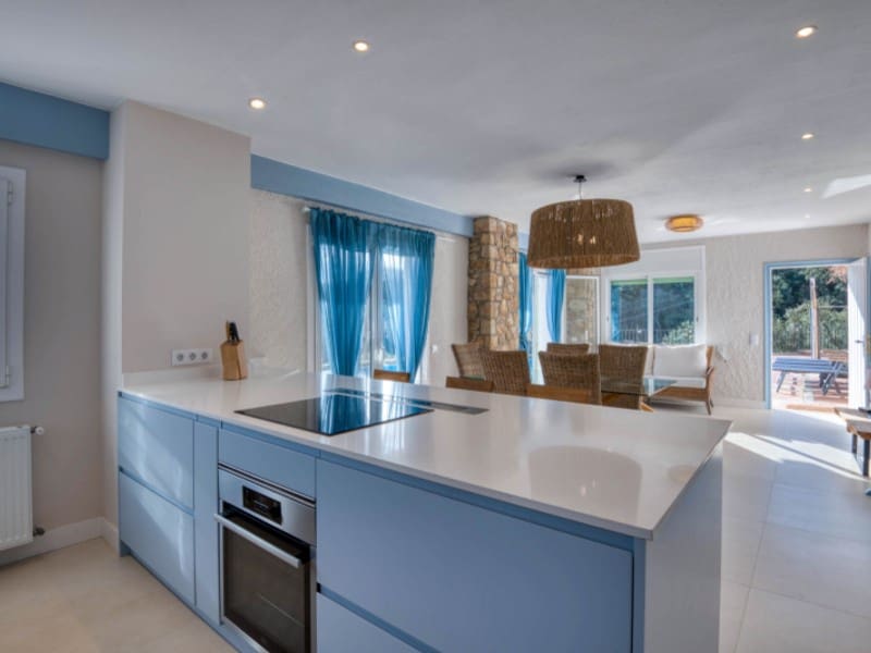 5 sypialnia Willa na sprzedaż w Platja d'Aro z basenem garażem - 865 000 € (Ref: 8187583)