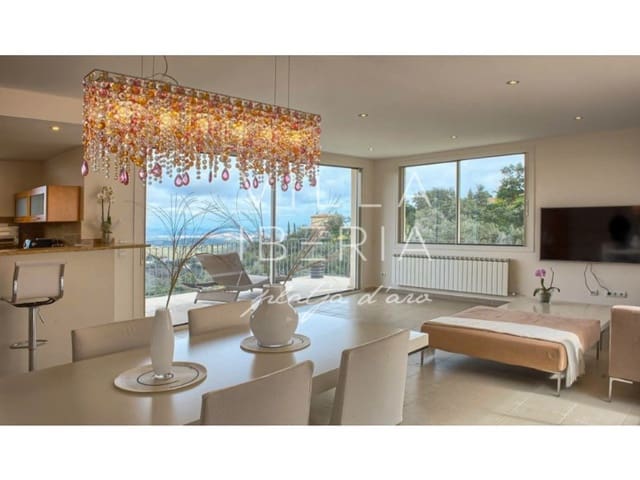 3 soveværelse Villa til salg i Platja d'Aro, Castell-Platja d'Aro med swimmingpool garage - € 978.000 (Ref: 8216196)