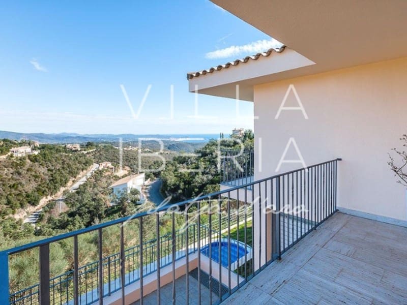 3 bedroom Villa for sale in Platja d'Aro with pool garage - € 978,000 (Ref: 8216196)