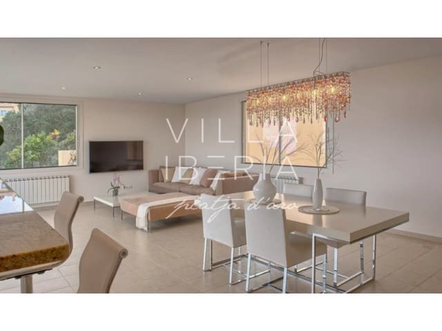 3 soveværelse Villa til salg i Platja d'Aro, Castell-Platja d'Aro med swimmingpool garage - € 978.000 (Ref: 8216196)
