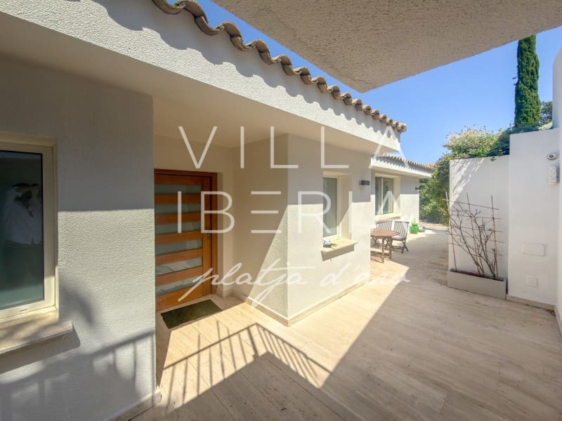 3 bedroom Villa for sale in Platja d'Aro with pool garage - € 978,000 (Ref: 8216196)