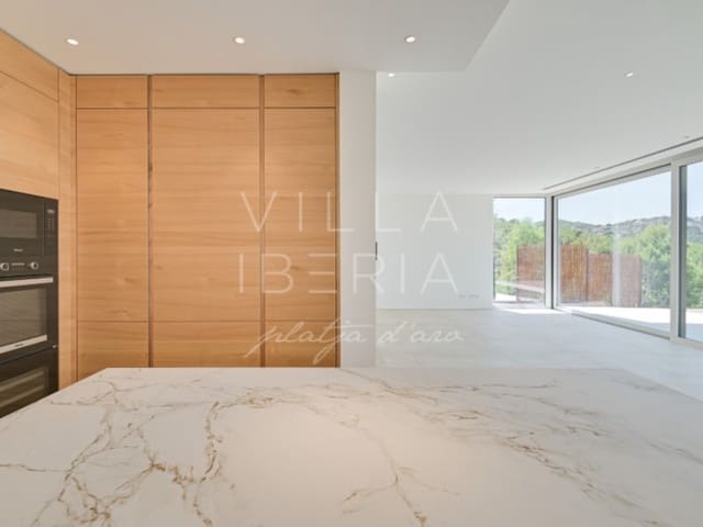 Chalet de 4 habitaciones en Begur en venta con garaje - 2.675.000 € (Ref: 8452900)